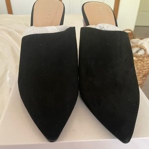 Brand new Alfani mule
